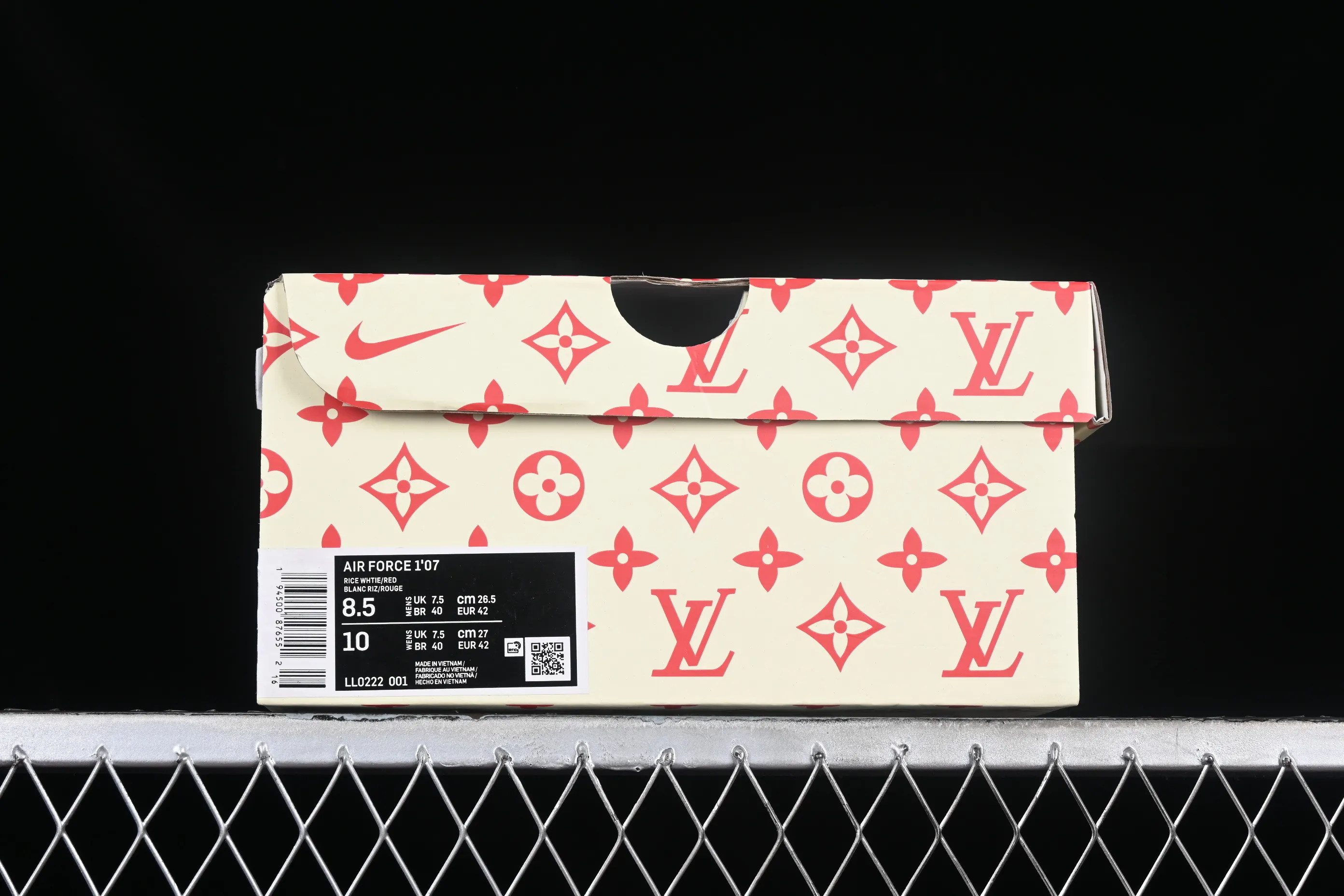 All categories Nk Air Force 1 Air Force series Nk Air Force 1 Mid Air Force mid-top Louis Vuitton x Nk Air Force 1'07 Mid jointly customized off-white red flower Air Force mid-top casual sneakers LL0222-001